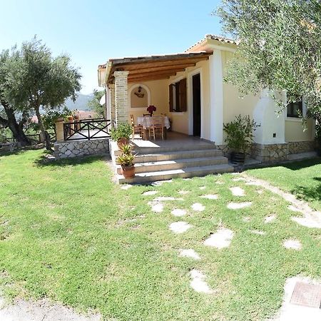 Yannis' Village Keri Extérieur photo